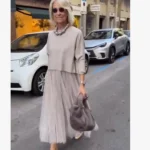 ⁦فستان نسائي طويل أنيق بأكمام ثلاث أرباع وتصميم عصري Y2K⁩ - الصورة ⁦2⁩