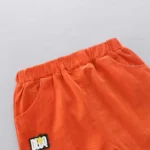 ⁦طقم أطفال ولادي ديناصور كرتوني مكوّن من قطعتين، قميص بياقة واقفة وأكمام قصيرة بتصميم عصري مريح للرضع والأطفال الصغار 🦖⁩ - الصورة ⁦5⁩